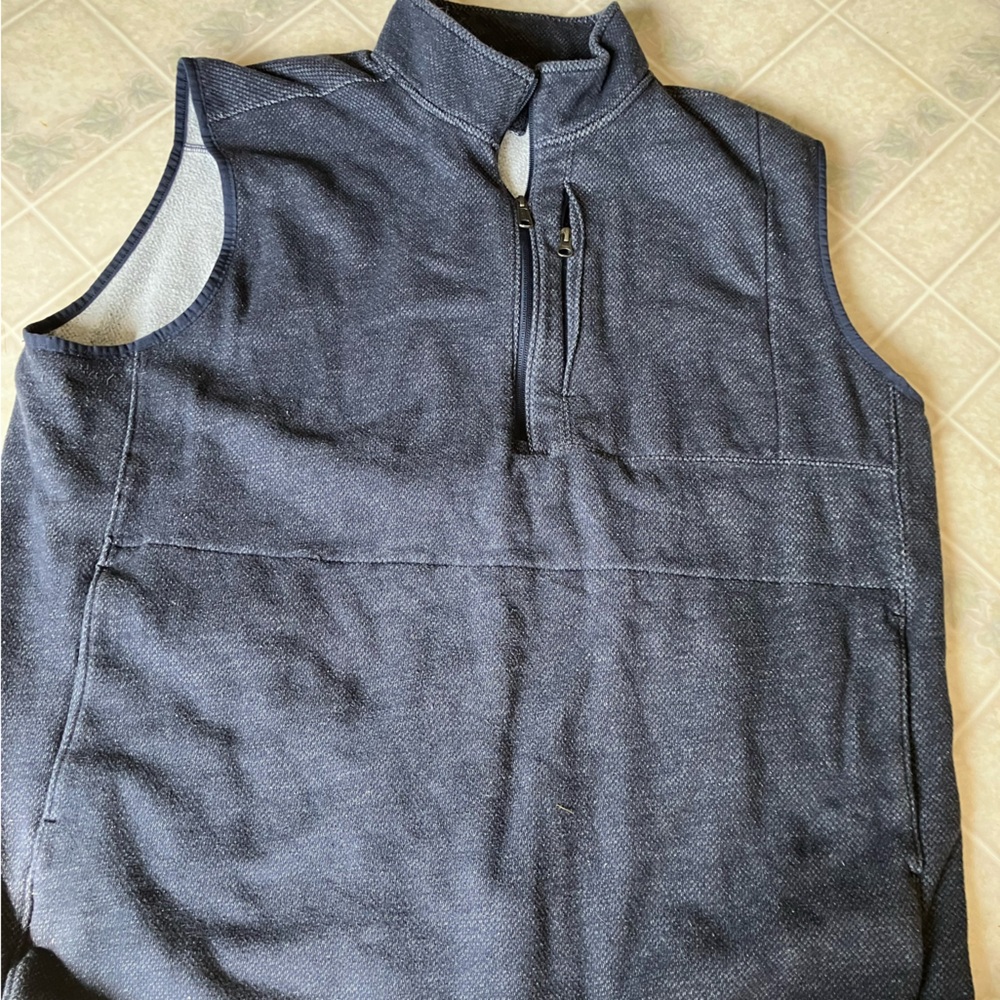 Duluth trading Co 1/2 zip Threshold Fleece vest blue soft